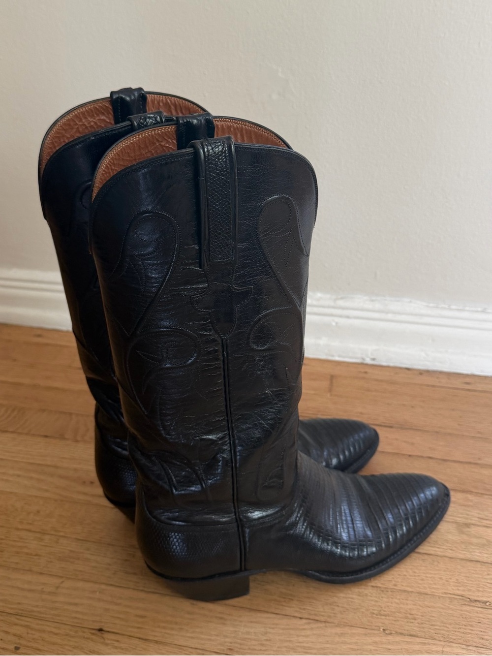 Lucchese Leather Women's Lizard Cowboy Boots - Picture 3 of 15